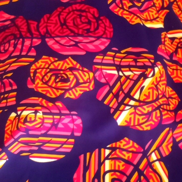 LulaRoe Rose Striped Floral Irma Printed Top - Picture 6 of 12